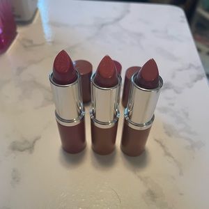 Clinique Lipsticks pop color